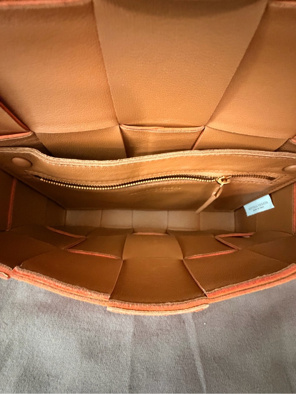 Bottega Veneta Orange Woven Intrecciato Crossbody Shoulder Bag - Picture 10 of 13